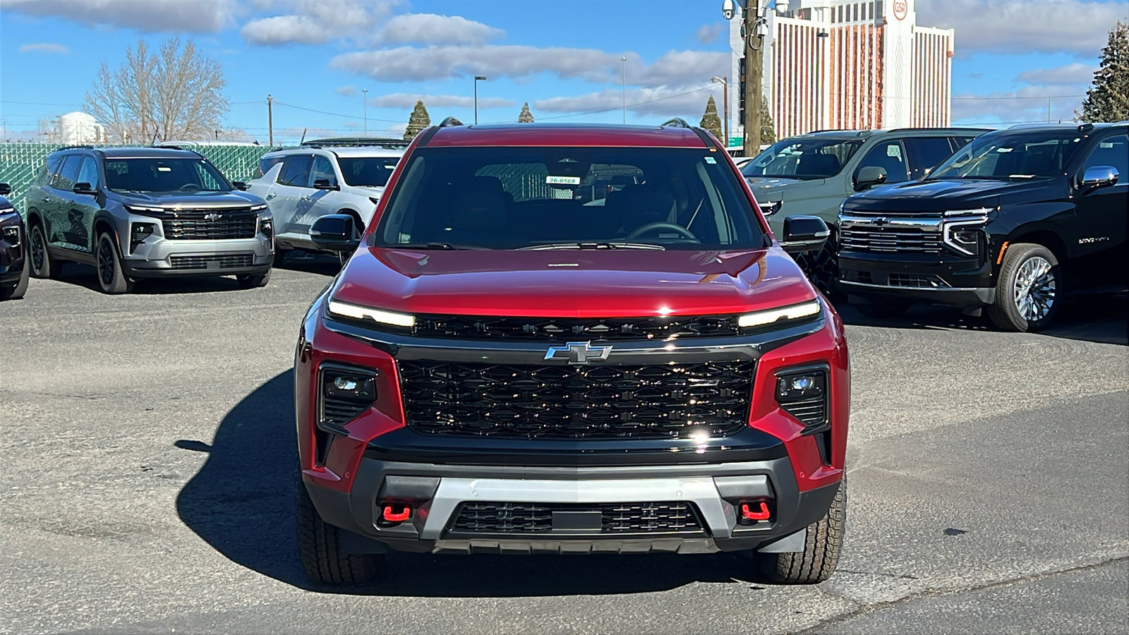 New 2026 Chevrolet Traverse Z71 w/ Enhanced Driving Package image 2