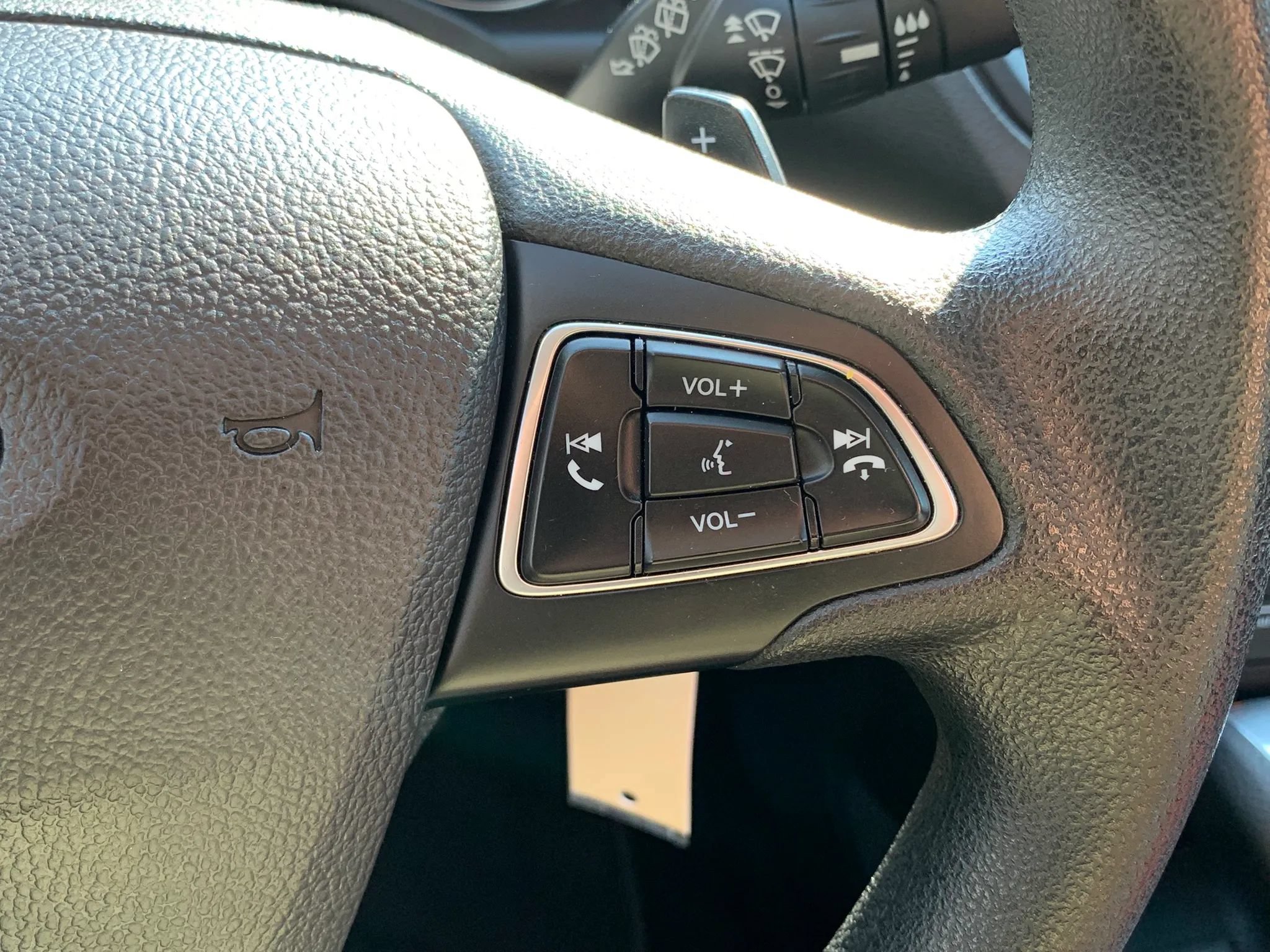 Used 2017 Ford Escape SE AWD/4WD image 13