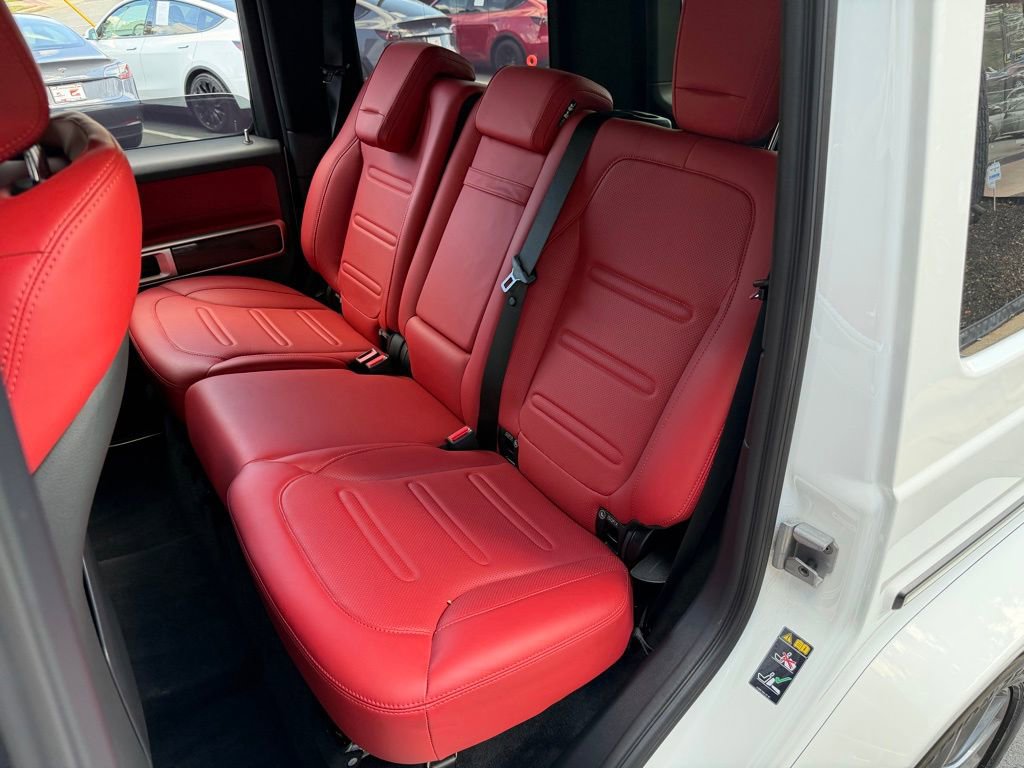 Used 2024 Mercedes-Benz G 550 image 31