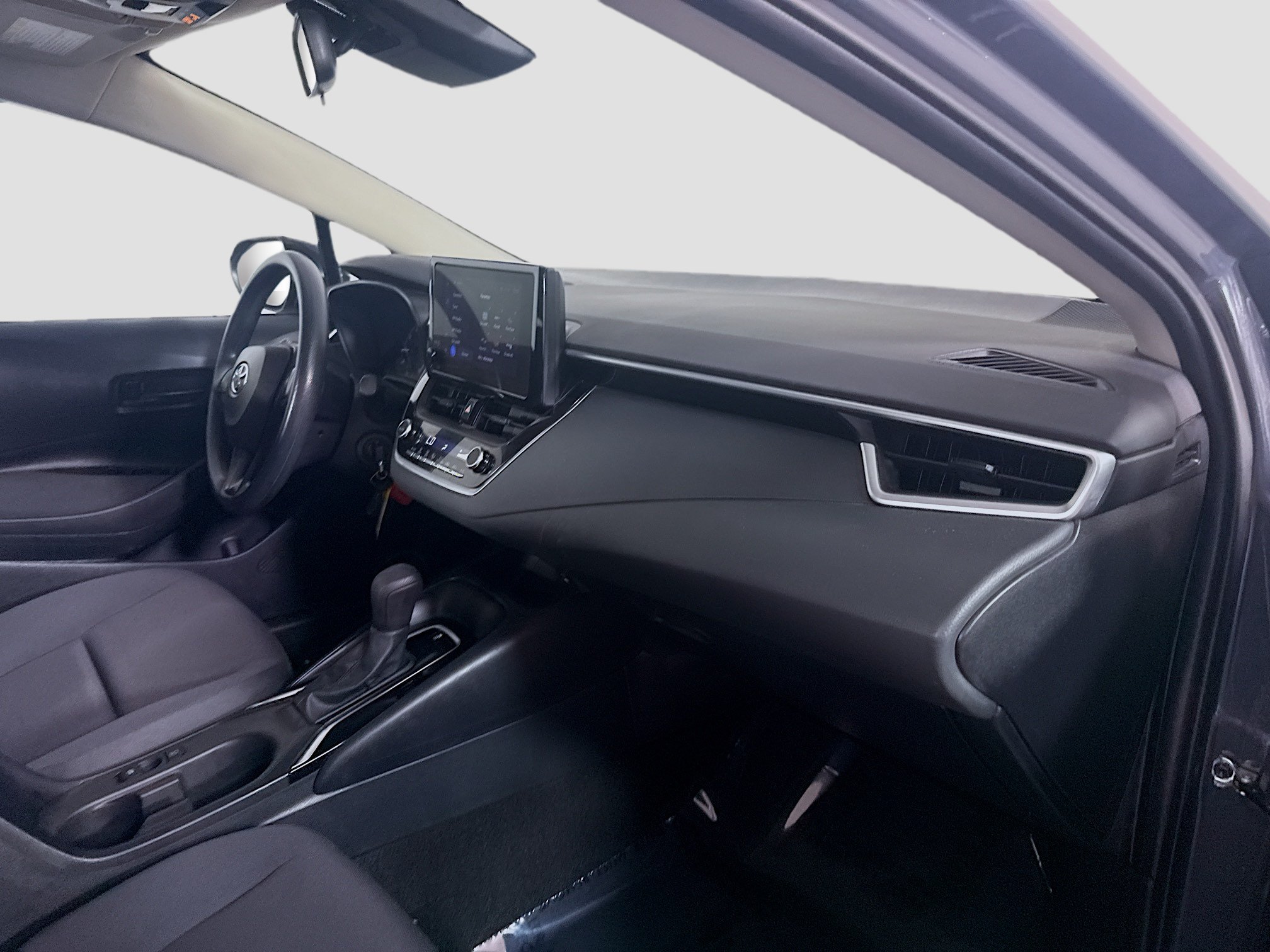 Used 2023 Toyota Corolla LE FWD image 29