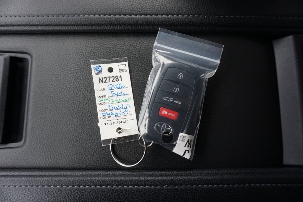 New 2026 Toyota Grand Highlander Limited image 37