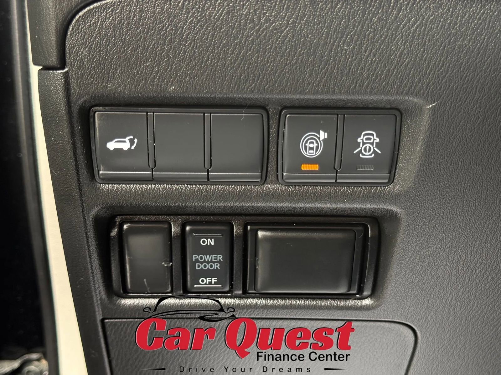 Used 2020 Nissan Armada SL w/ Premium Package RWD image 30