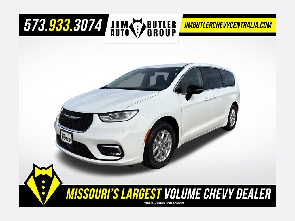 Used 2024 Chrysler Pacifica Touring-L