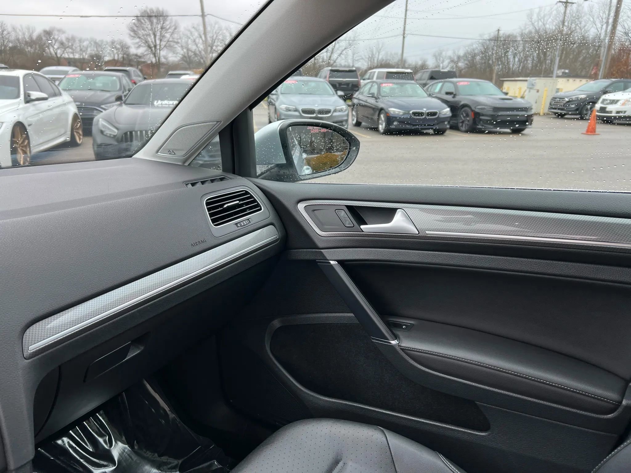 Used 2017 Volkswagen Golf Alltrack SE image 21