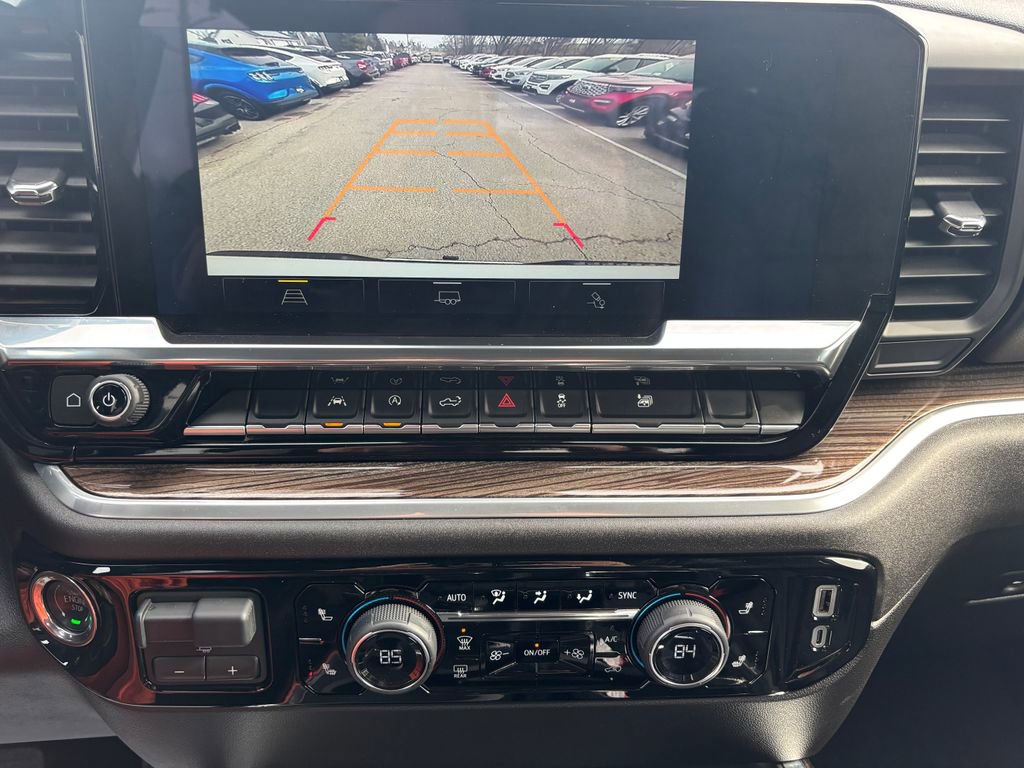 Used 2025 Chevrolet Silverado 1500 LT w/ Leather Package image 33