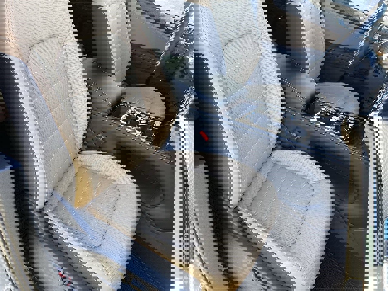 New 2026 Volkswagen Atlas Cross Sport SEL R-Line image 7