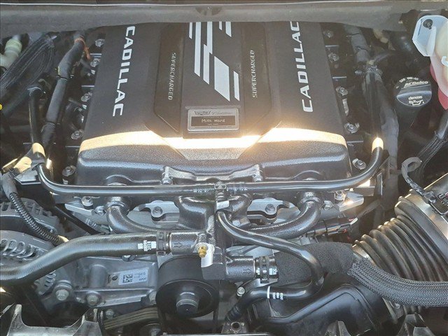 Used 2025 Cadillac Escalade V AWD/4WD image 28
