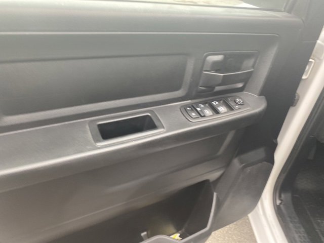 Used 2015 RAM 3500 Tradesman image 17