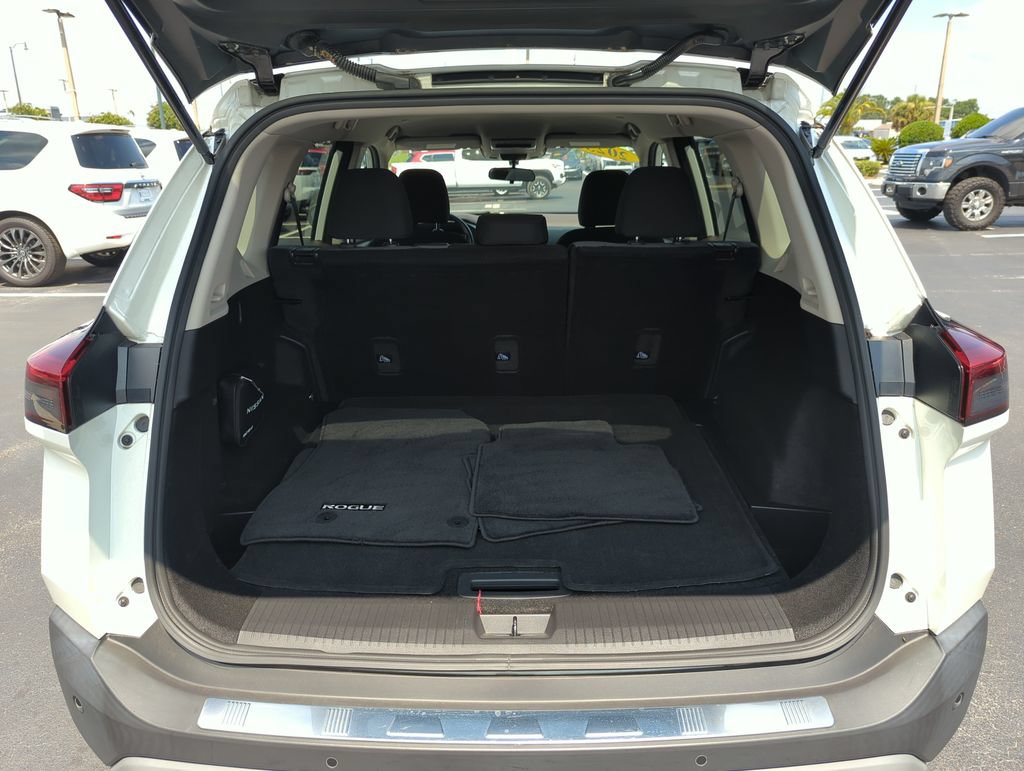 Certified 2023 Nissan Rogue SV AWD/4WD image 19