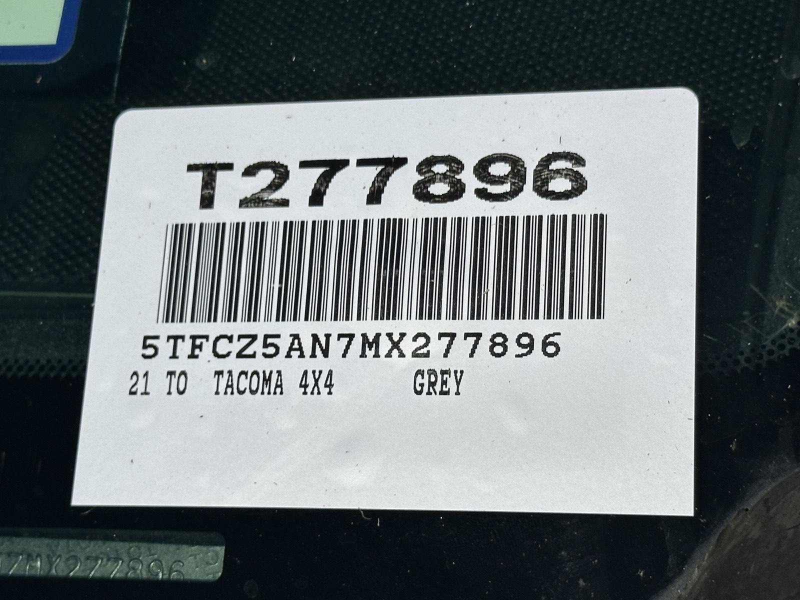 Used 2021 Toyota Tacoma TRD Sport AWD/4WD image 14
