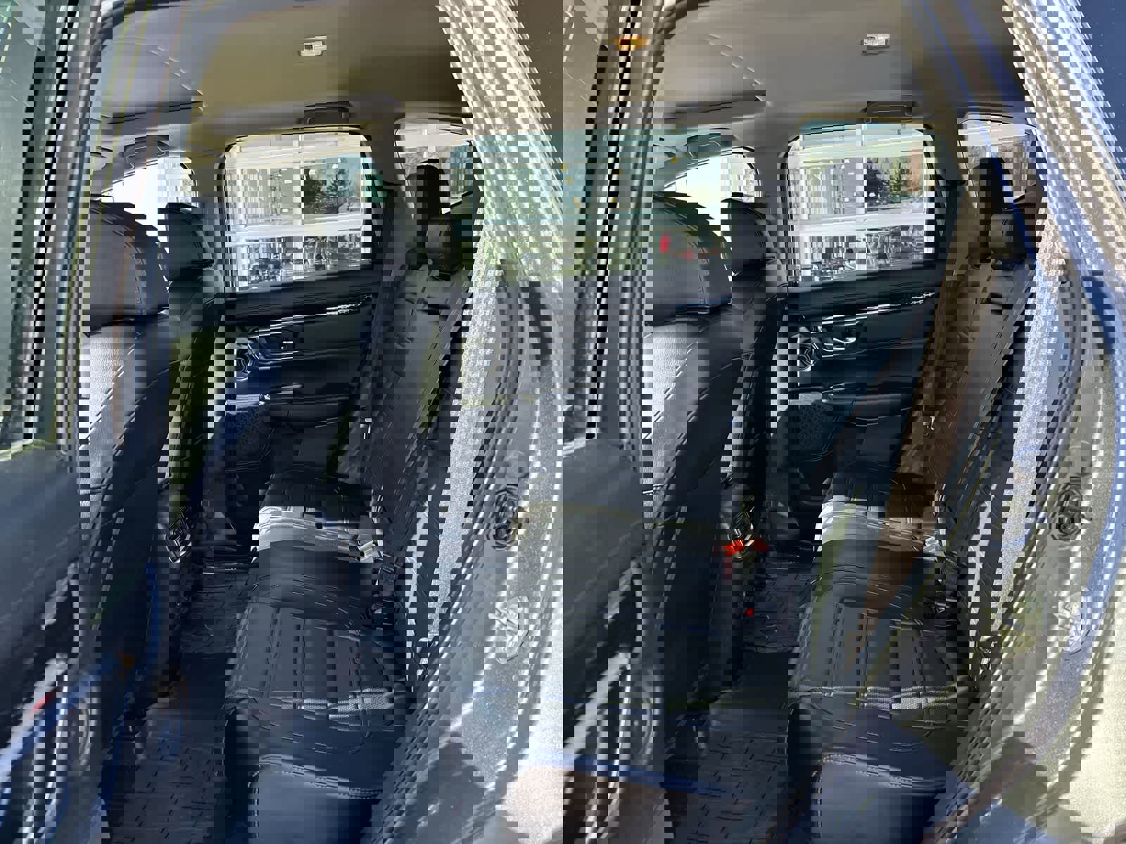 Used 2018 Honda CR-V Touring image 7