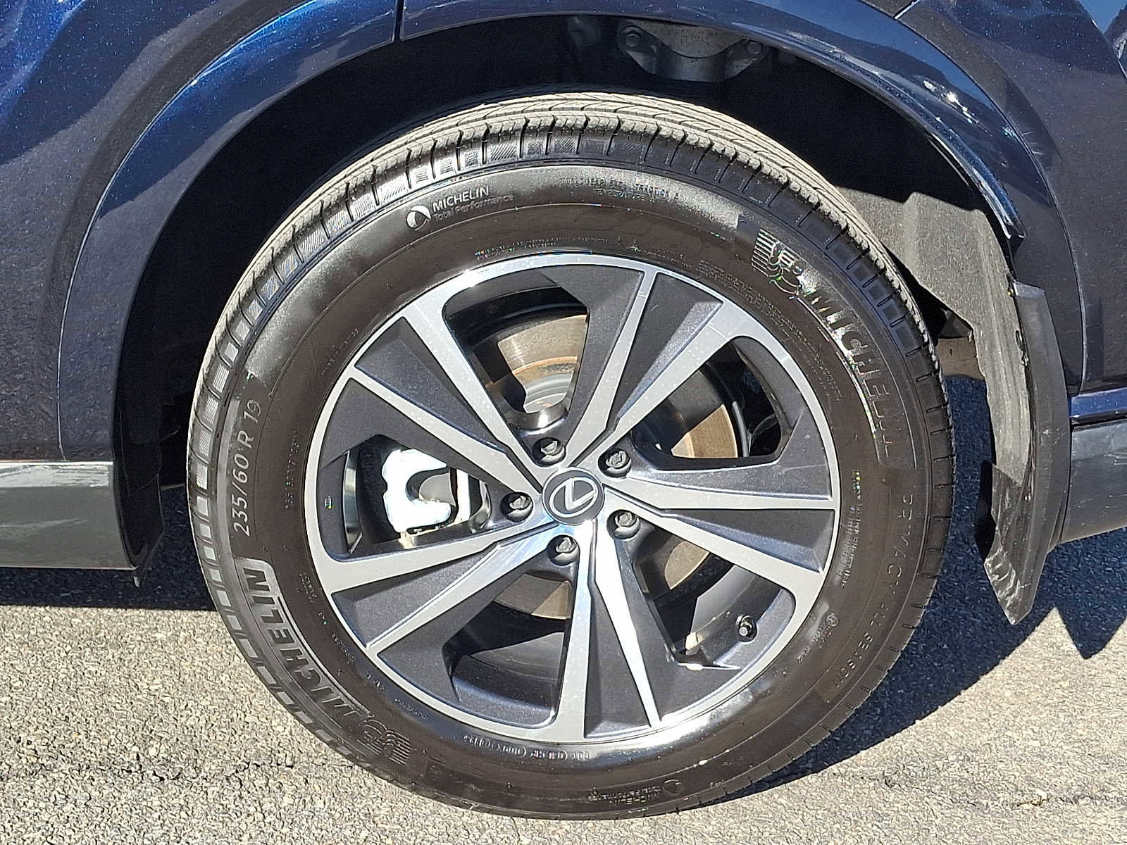 Used 2024 Lexus RX 350 Premium w/ Accessory Package (Z1) image 6