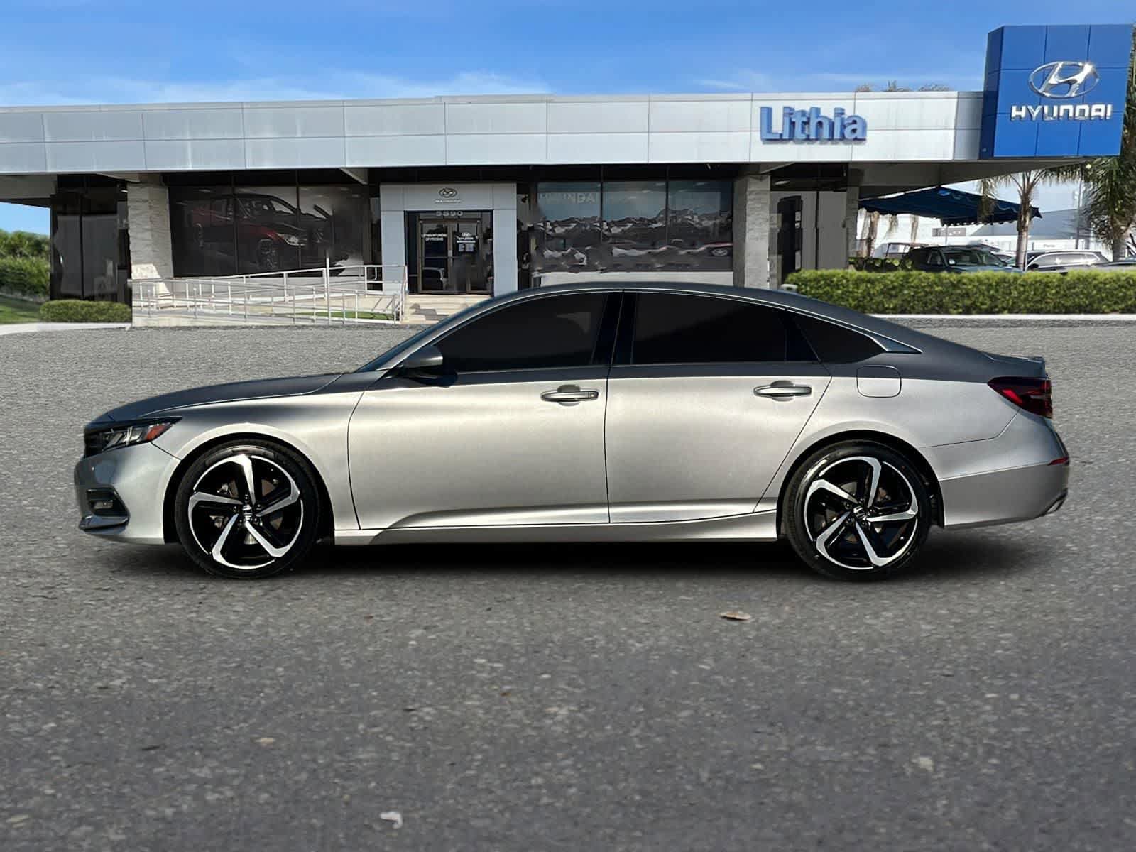 Used 2019 Honda Accord Sport image 6