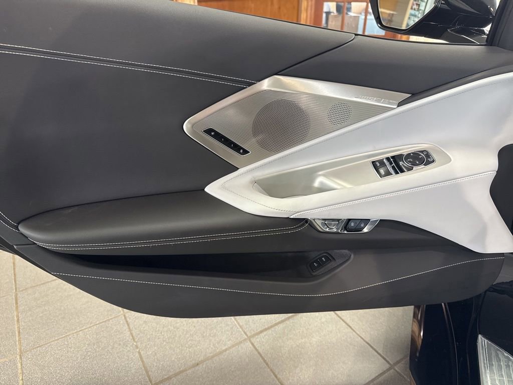 New 2025 Chevrolet Corvette E-Ray image 12