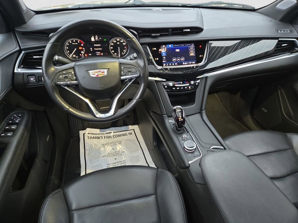 Used 2023 Cadillac XT6 Premium Luxury image 12