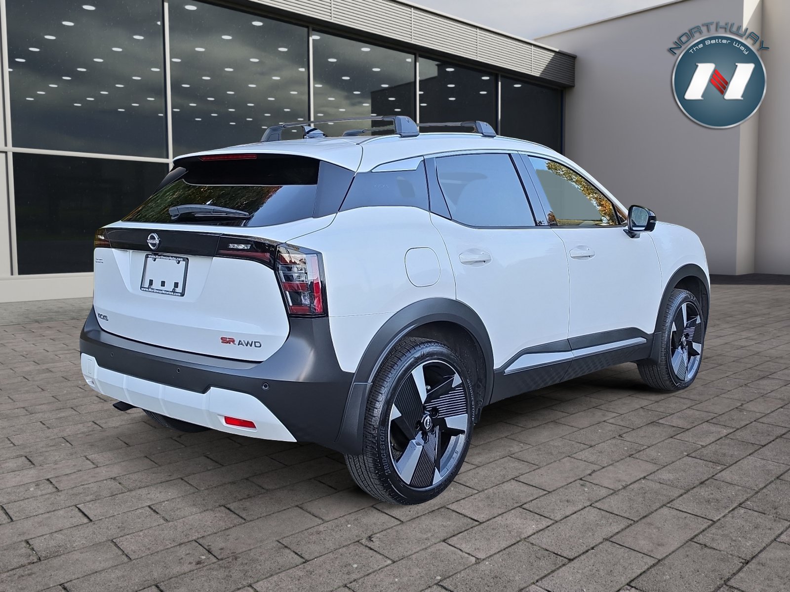 Used 2026 Nissan Kicks SR w/ Cold Weather Package AWD/4WD image 5