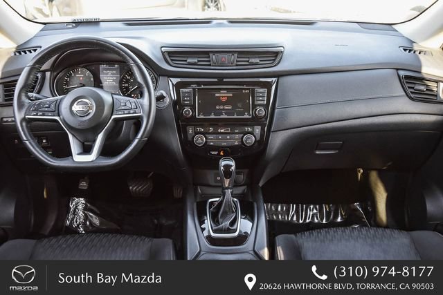 Used 2018 Nissan Rogue SV image 12