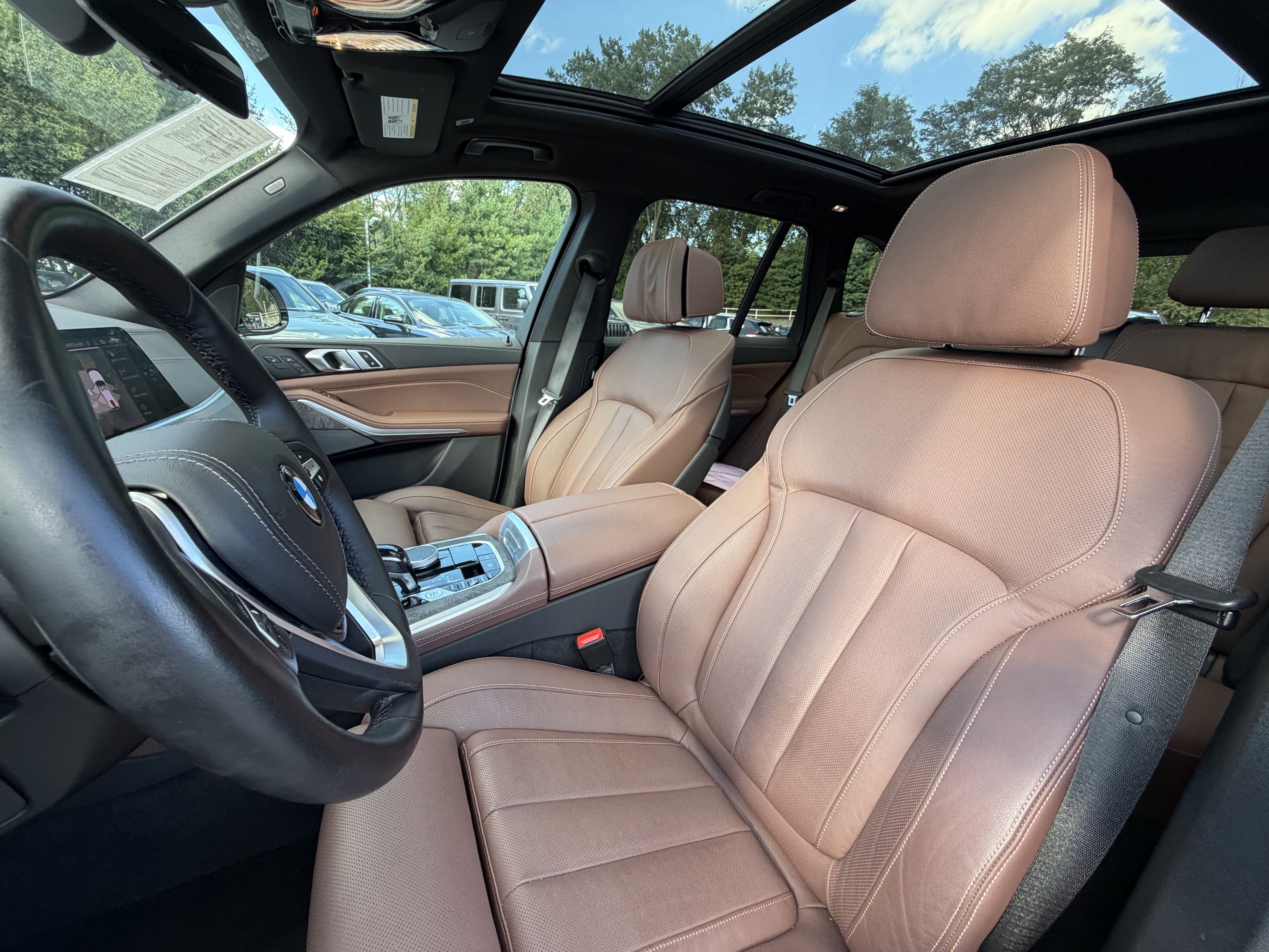 Used 2020 BMW X5 xDrive40i w/ Premium Package AWD/4WD image 8