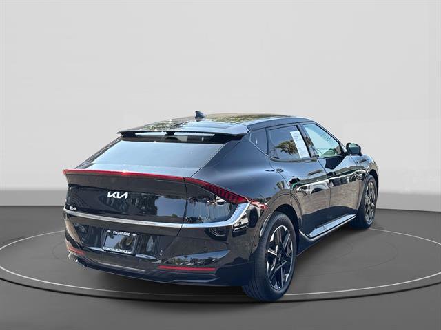 Used 2025 Kia EV6 Wind RWD image 4