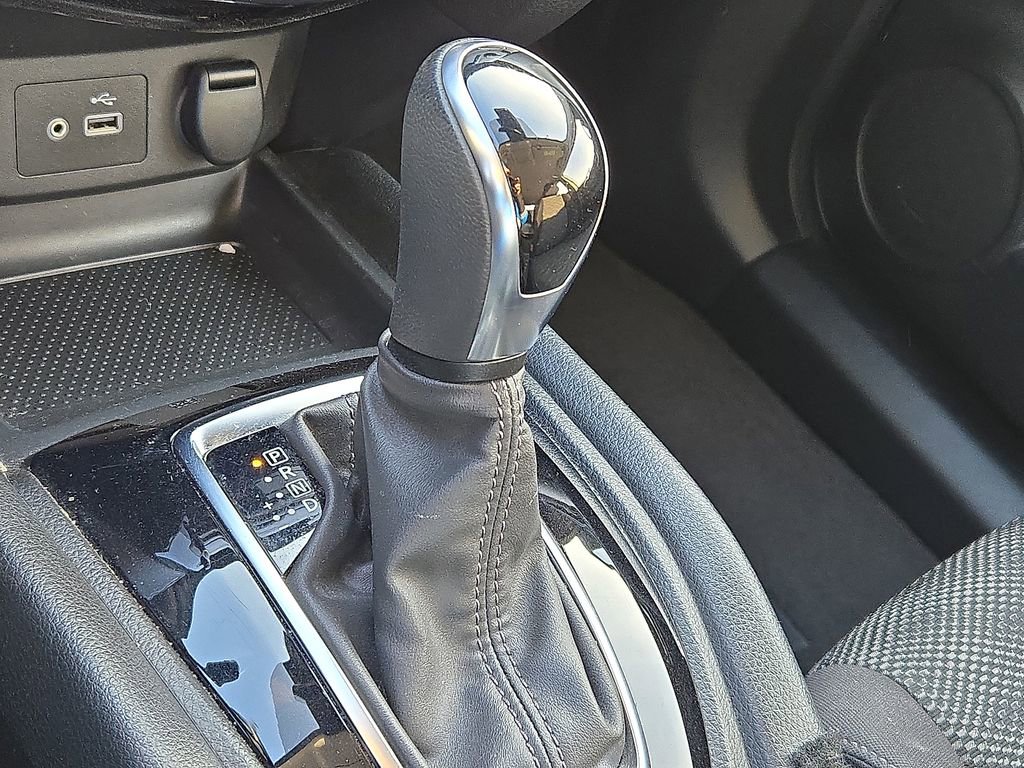 Used 2020 Nissan Rogue Sport SV w/ All-Weather Package image 21