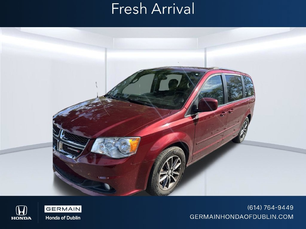 Used 2017 Dodge Grand Caravan SXT FWD image 1