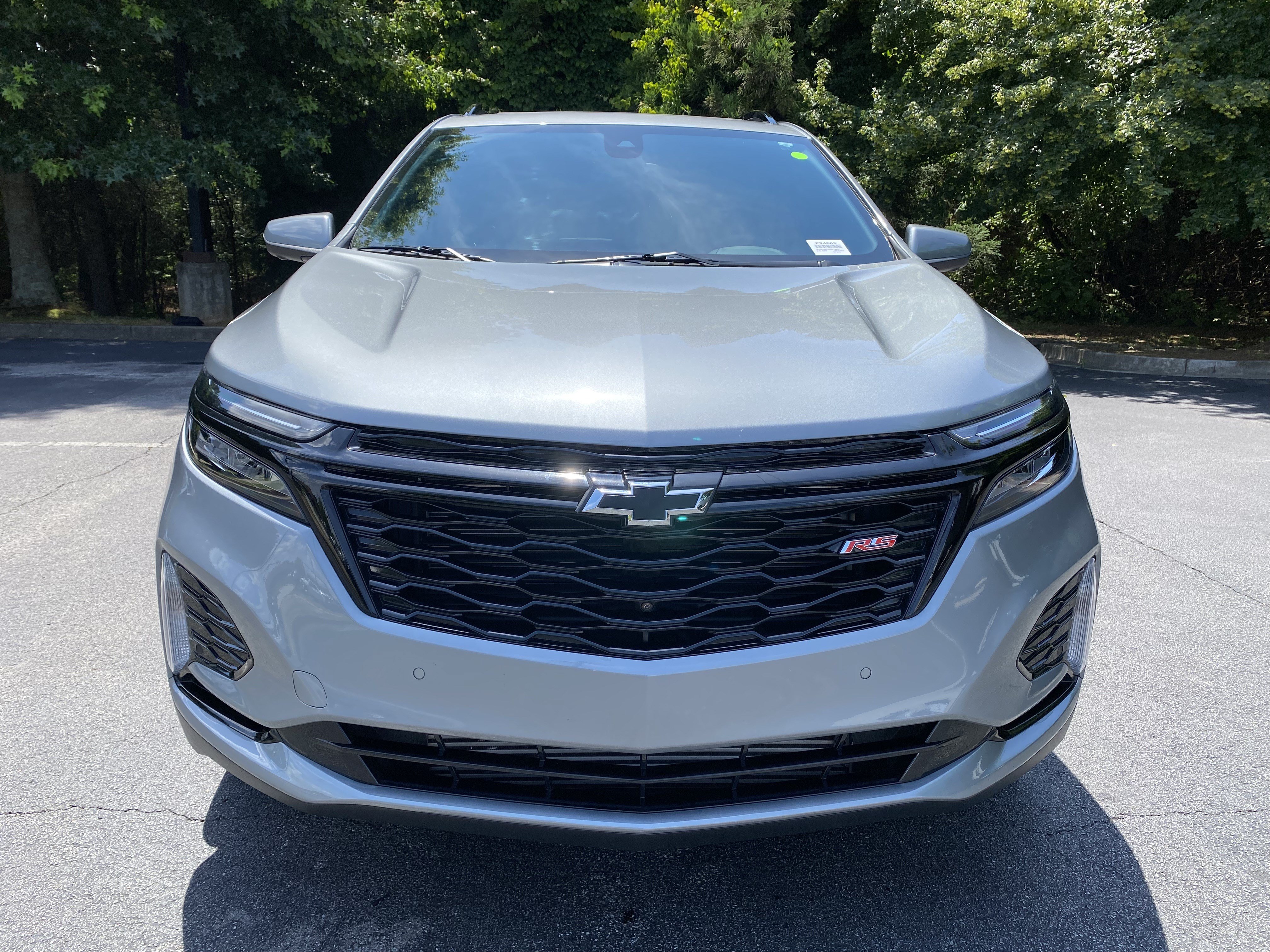 Used 2024 Chevrolet Equinox RS w/ RS Leather Package FWD image 3