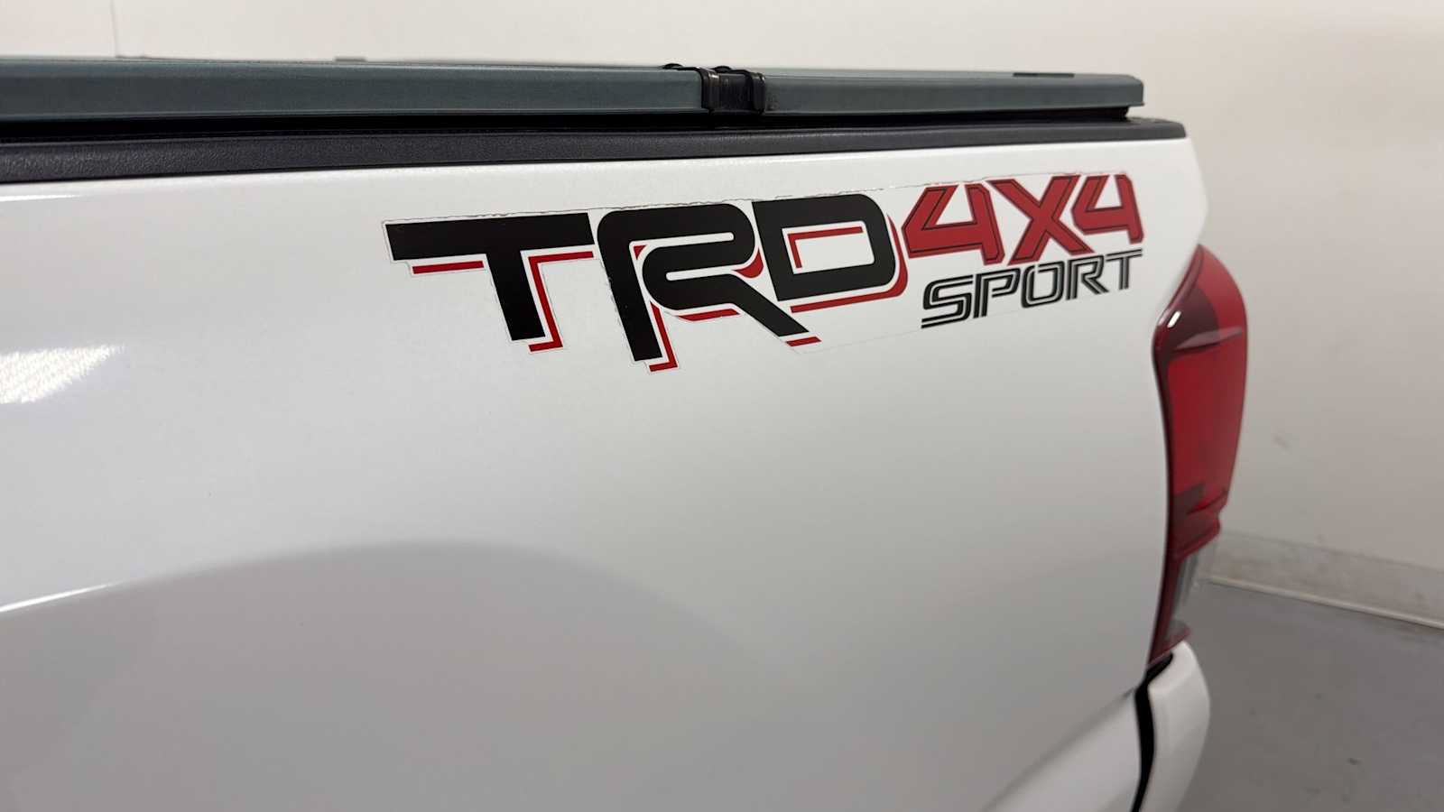 Certified 2019 Toyota Tacoma TRD Sport w/ Technology Package AWD/4WD image 27