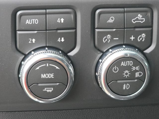 New 2026 GMC Sierra 3500 AT4 AWD/4WD image 29