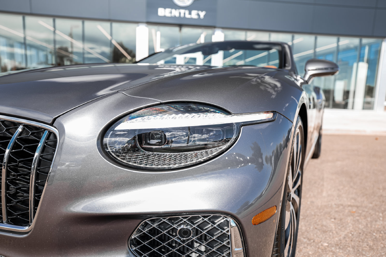 Certified 2026 Bentley Continental GT Azure AWD/4WD image 22
