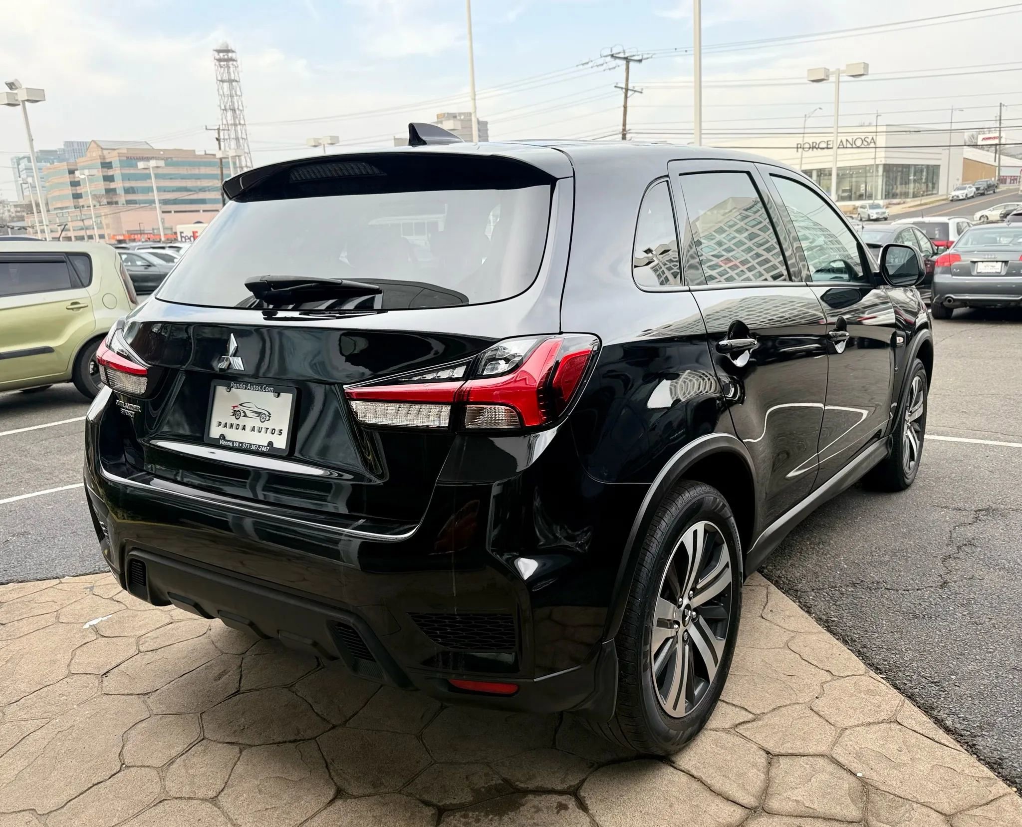 Used 2022 Mitsubishi Outlander Sport ES FWD image 7