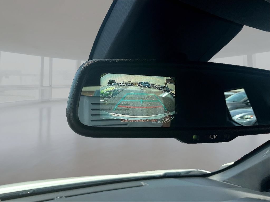 Used 2018 Toyota C-HR XLE FWD image 13