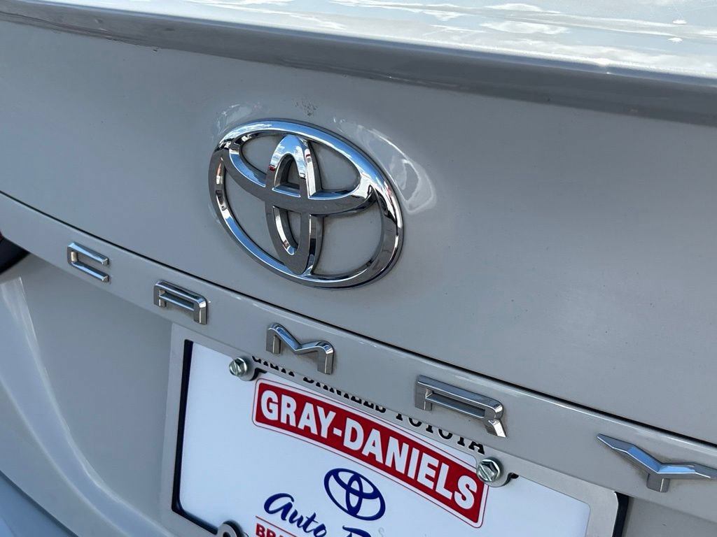 Used 2023 Toyota Camry SE FWD image 31