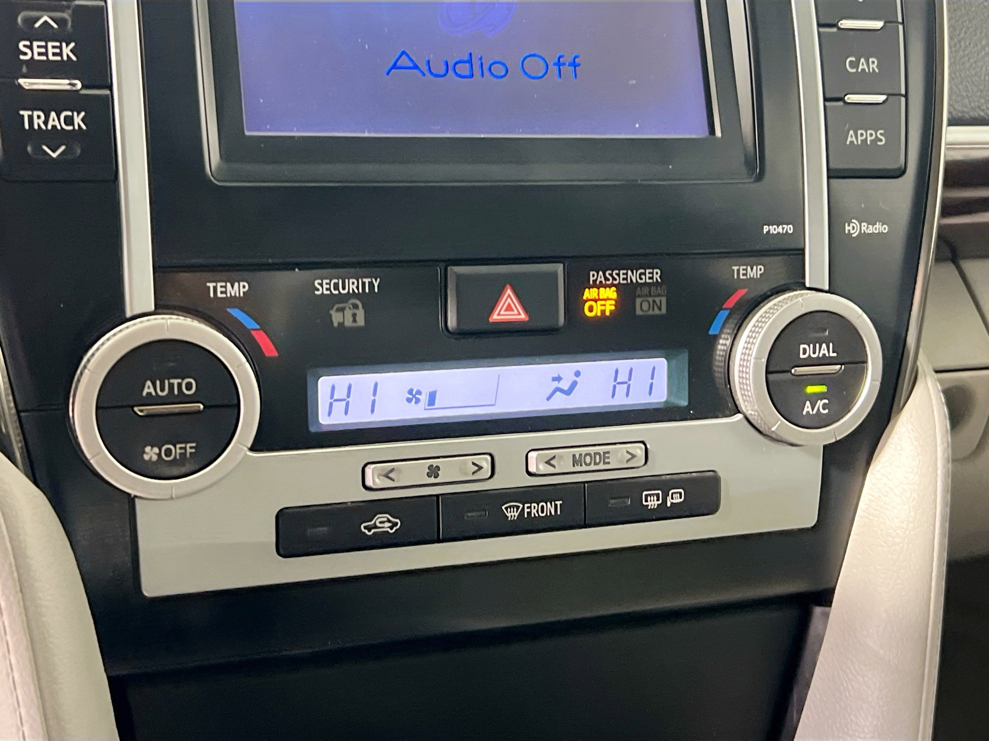 Used 2014 Toyota Camry XLE w/ Leather Package image 27