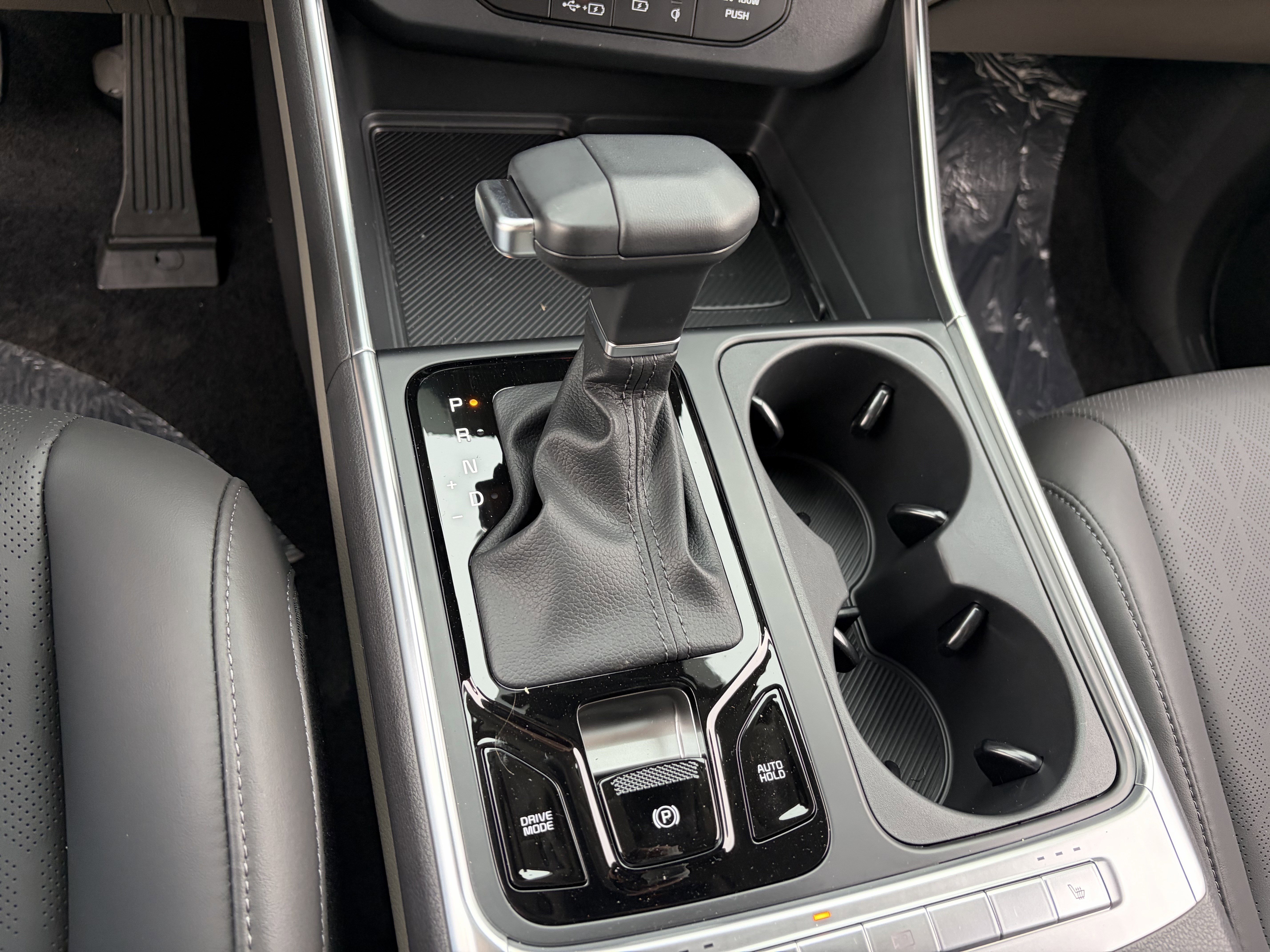 New 2026 Kia Carnival EX image 30