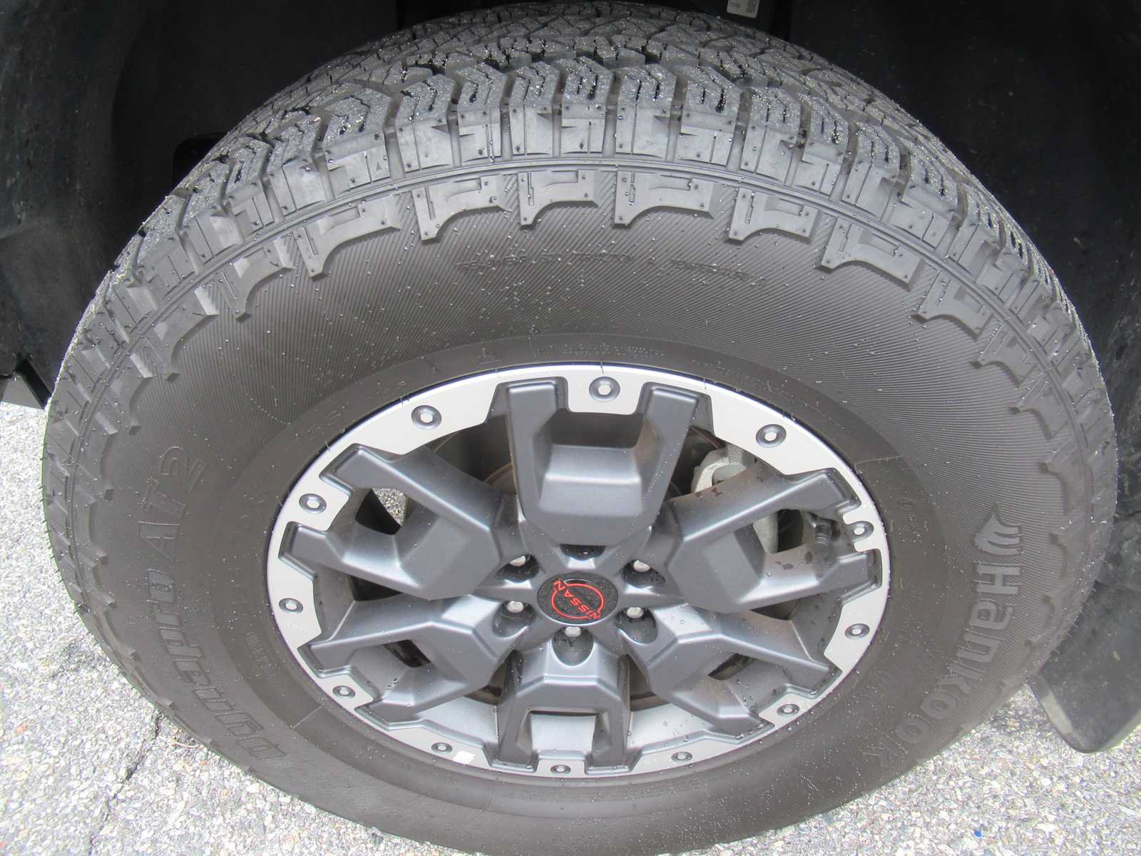 Used 2025 Nissan Frontier PRO-4X w/ Pro Convenience Package AWD/4WD image 9