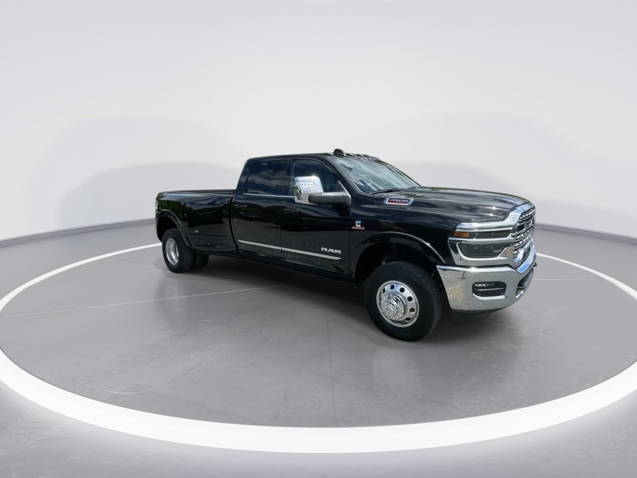 New 2026 RAM 3500 Limited AWD/4WD image 3