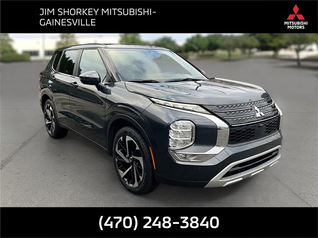 Used 2024 Mitsubishi Outlander SE