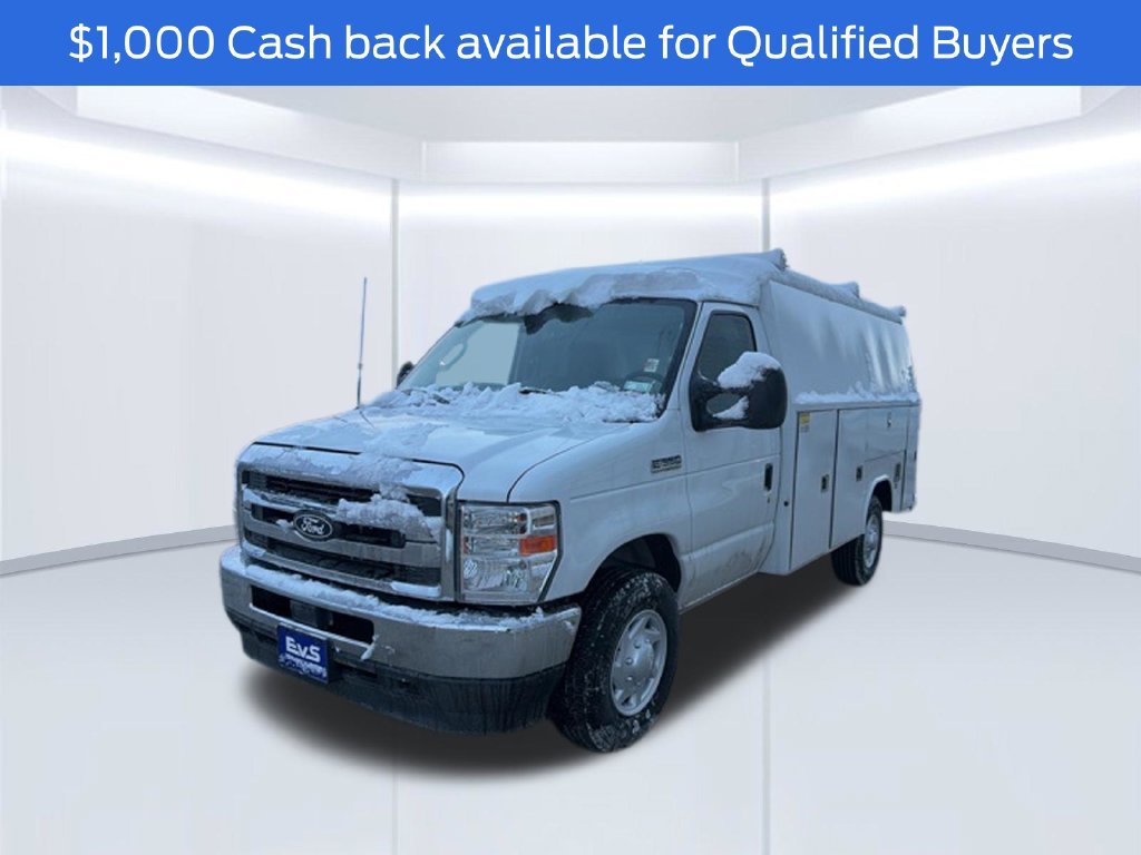 New 2026 Ford E-350 and Econoline 350 Super Duty w/ Power Equipment Group RWD image 6