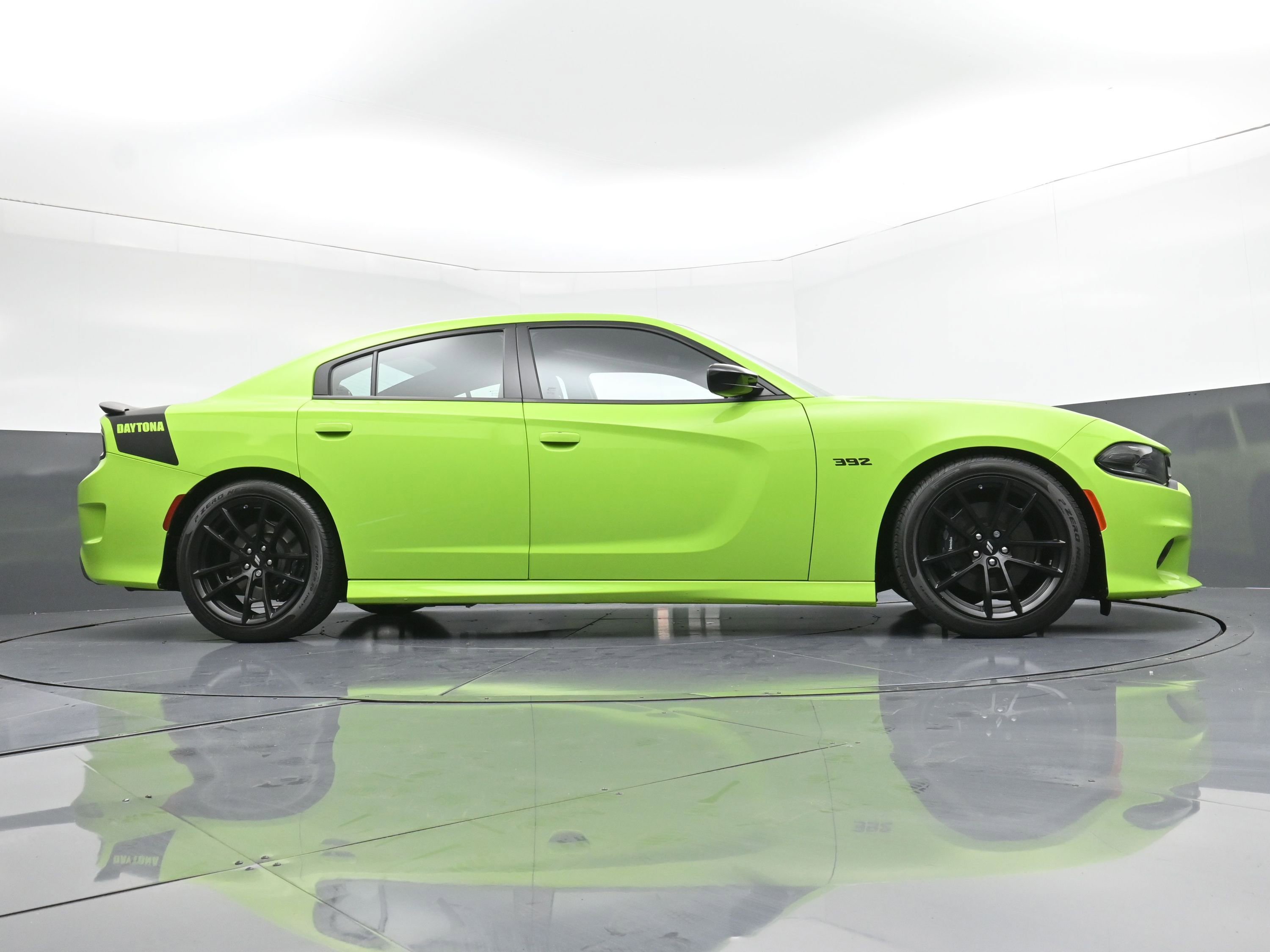 Used 2023 Dodge Charger Scat Pack w/ Daytona Edition Group image 30