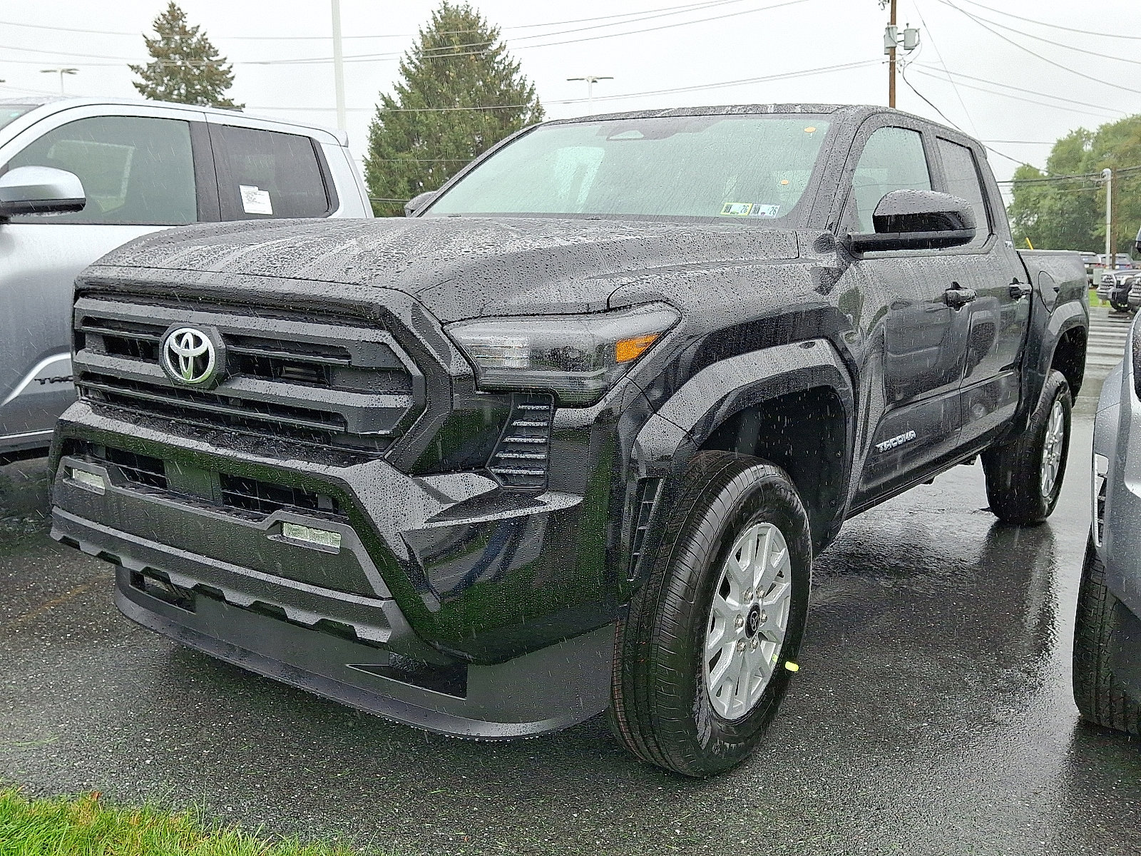 New 2025 Toyota Tacoma SR5 image 3