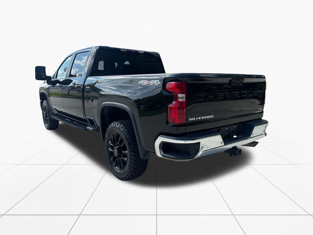 Used 2025 Chevrolet Silverado 2500 LT w/ Safety Package AWD/4WD image 6