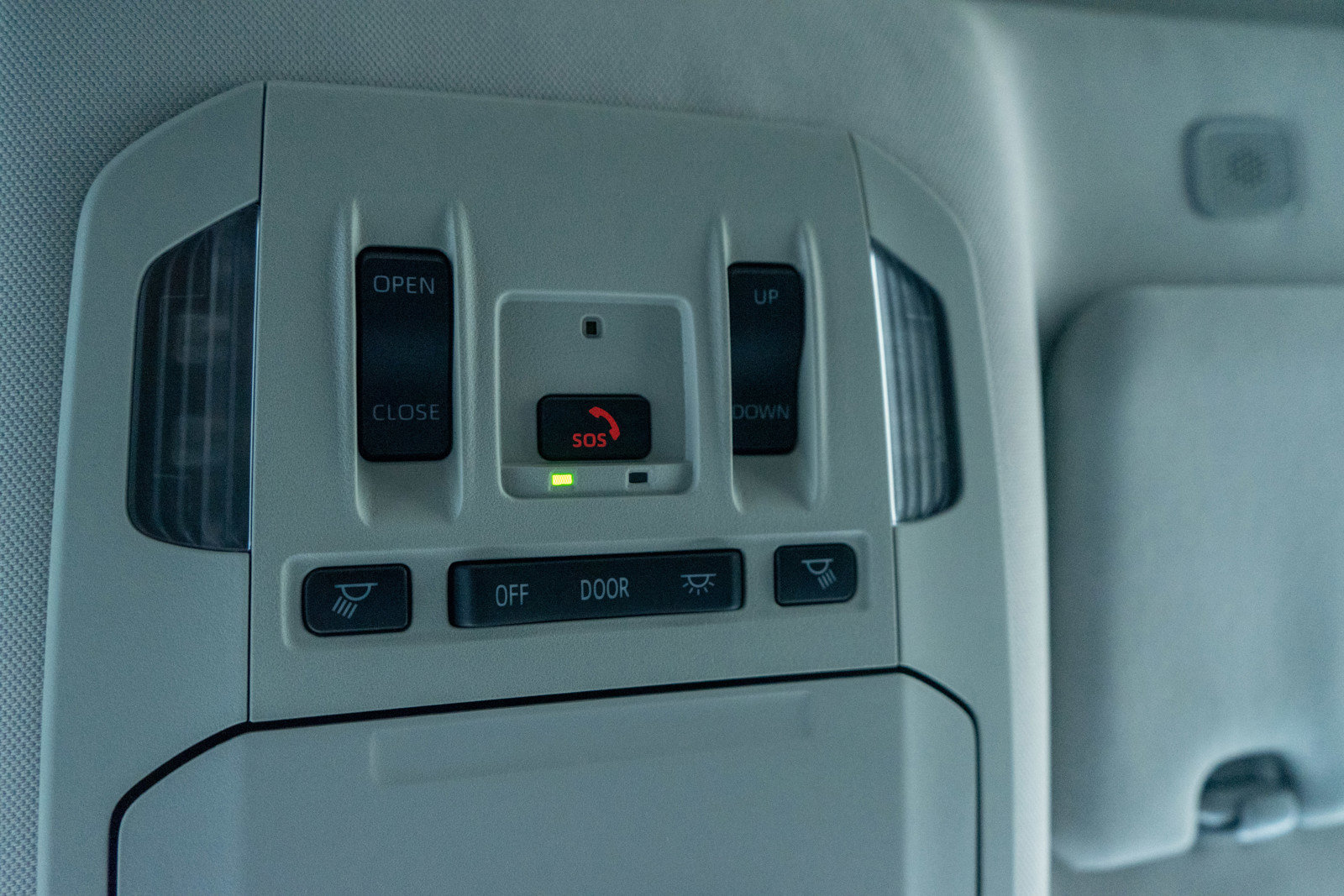 Used 2025 Toyota Highlander XLE image 24