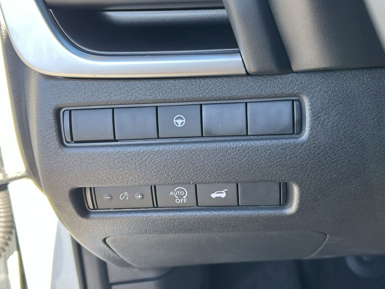 New 2026 Nissan Rogue SV image 29