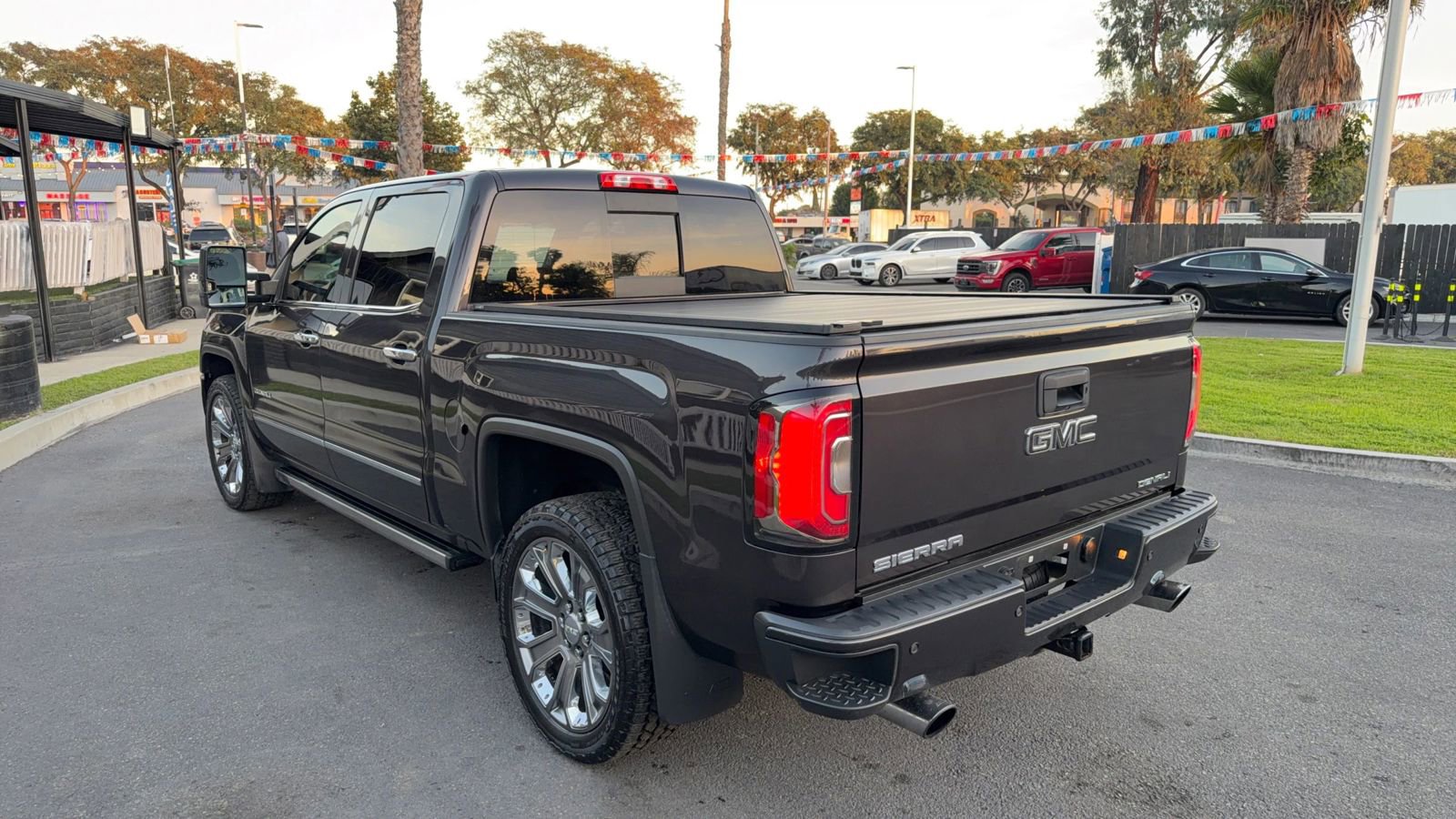 Used 2016 GMC Sierra 1500 Denali w/ Denali Ultimate Package image 5