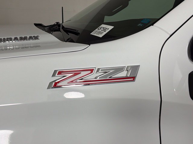 Used 2022 Chevrolet Silverado 1500 LTZ AWD/4WD image 16