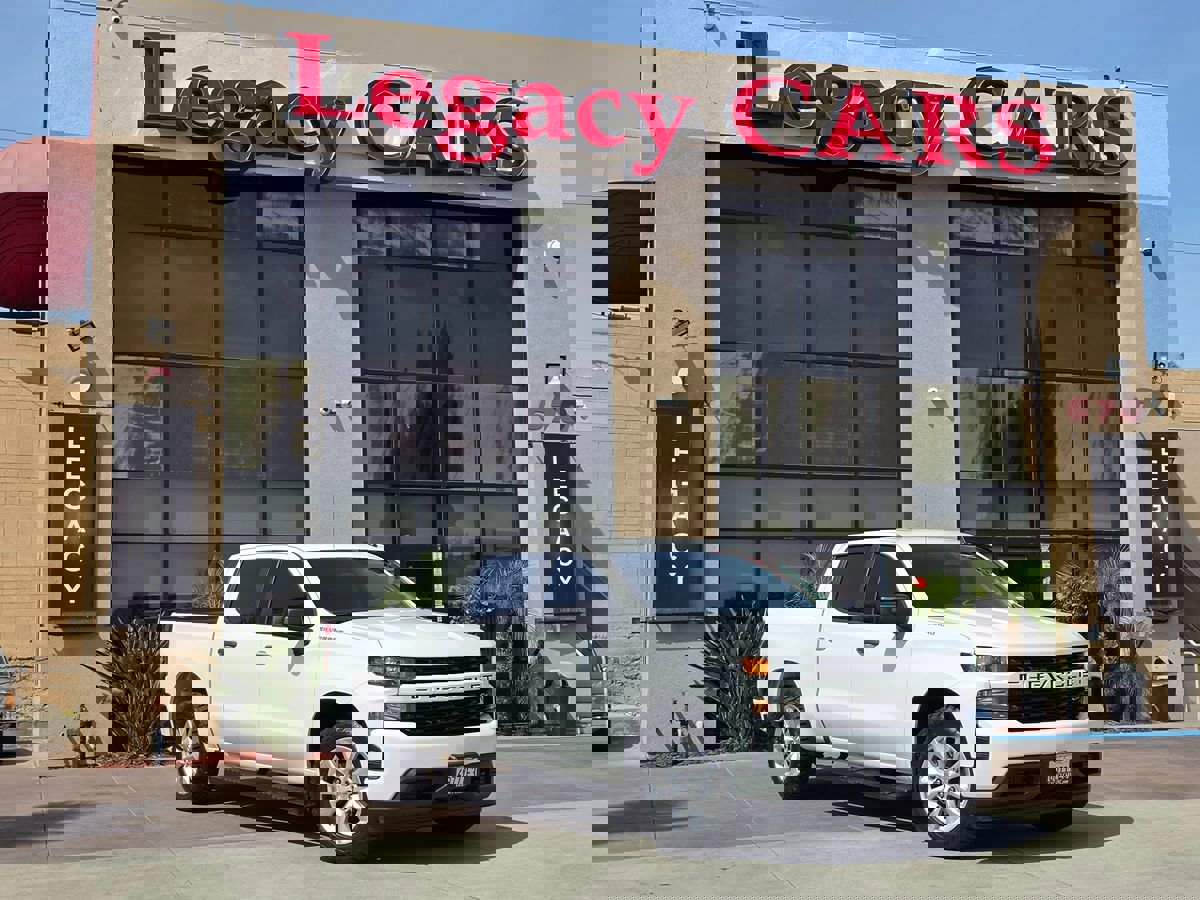 Used 2021 Chevrolet Silverado 1500 Custom image 2