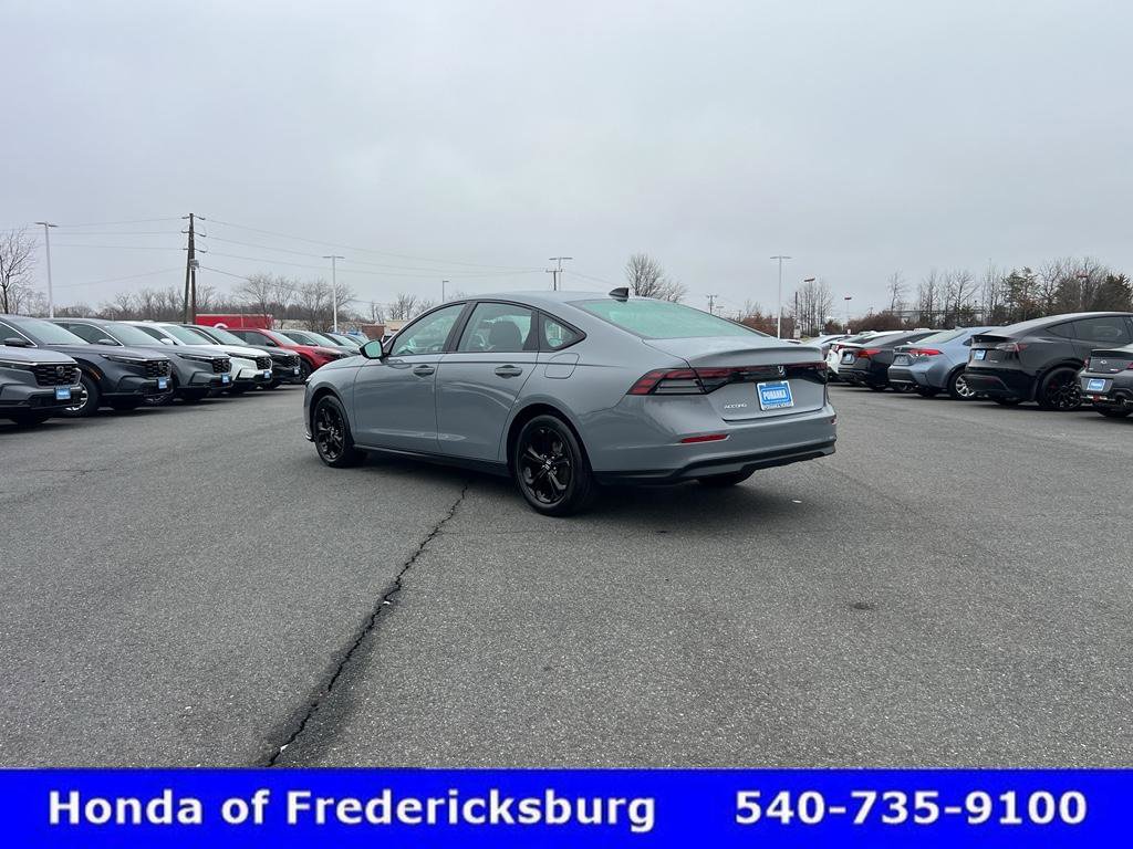 Used 2025 Honda Accord SE image 5