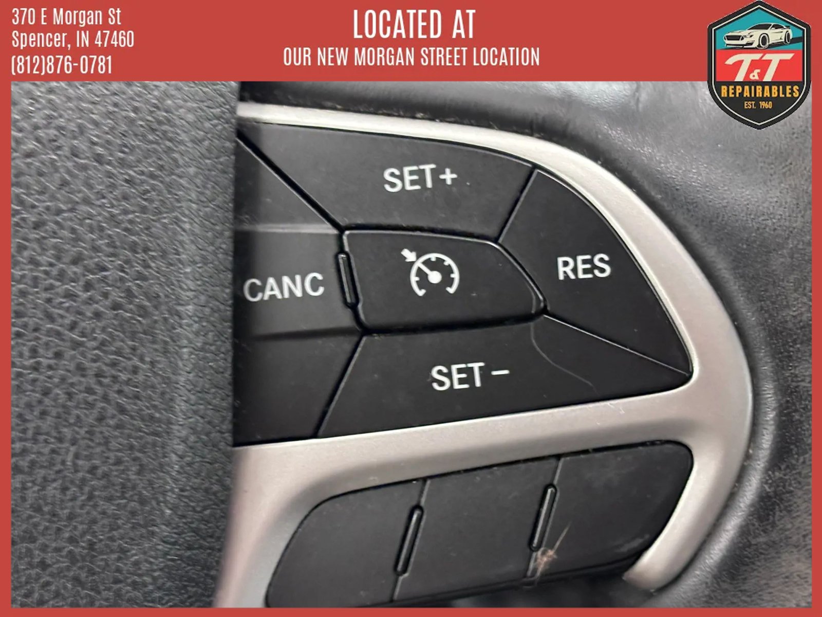 Used 2014 Jeep Cherokee Trailhawk w/ Comfort/Convenience Group AWD/4WD image 44
