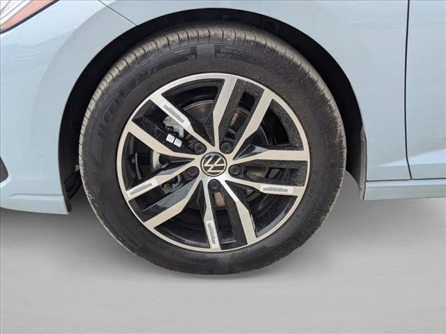 New 2026 Volkswagen Jetta SE FWD image 9