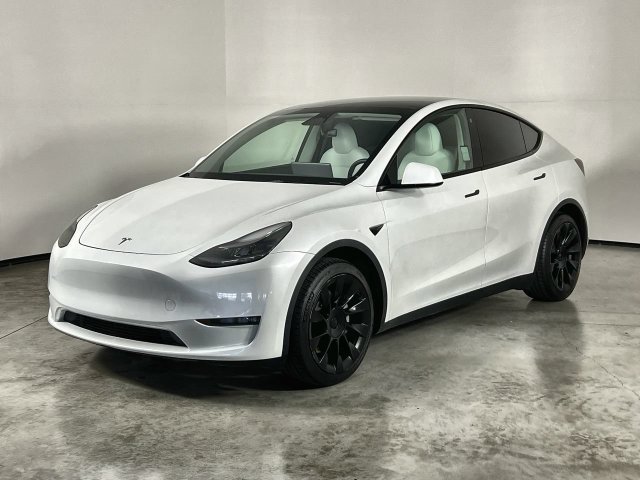 Used 2023 Tesla Model Y Long Range AWD/4WD image 4
